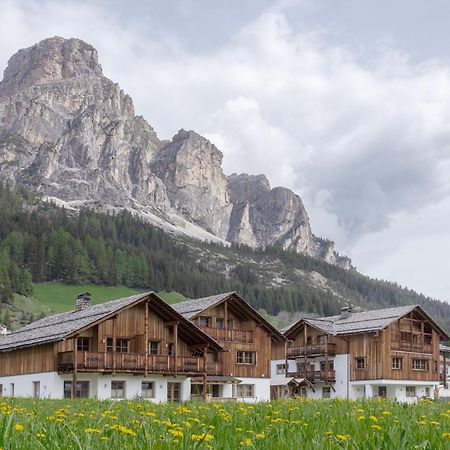 Chalet Ciasa Tino & Sara - Belaval Apartments Corvara In Badia Exterior foto