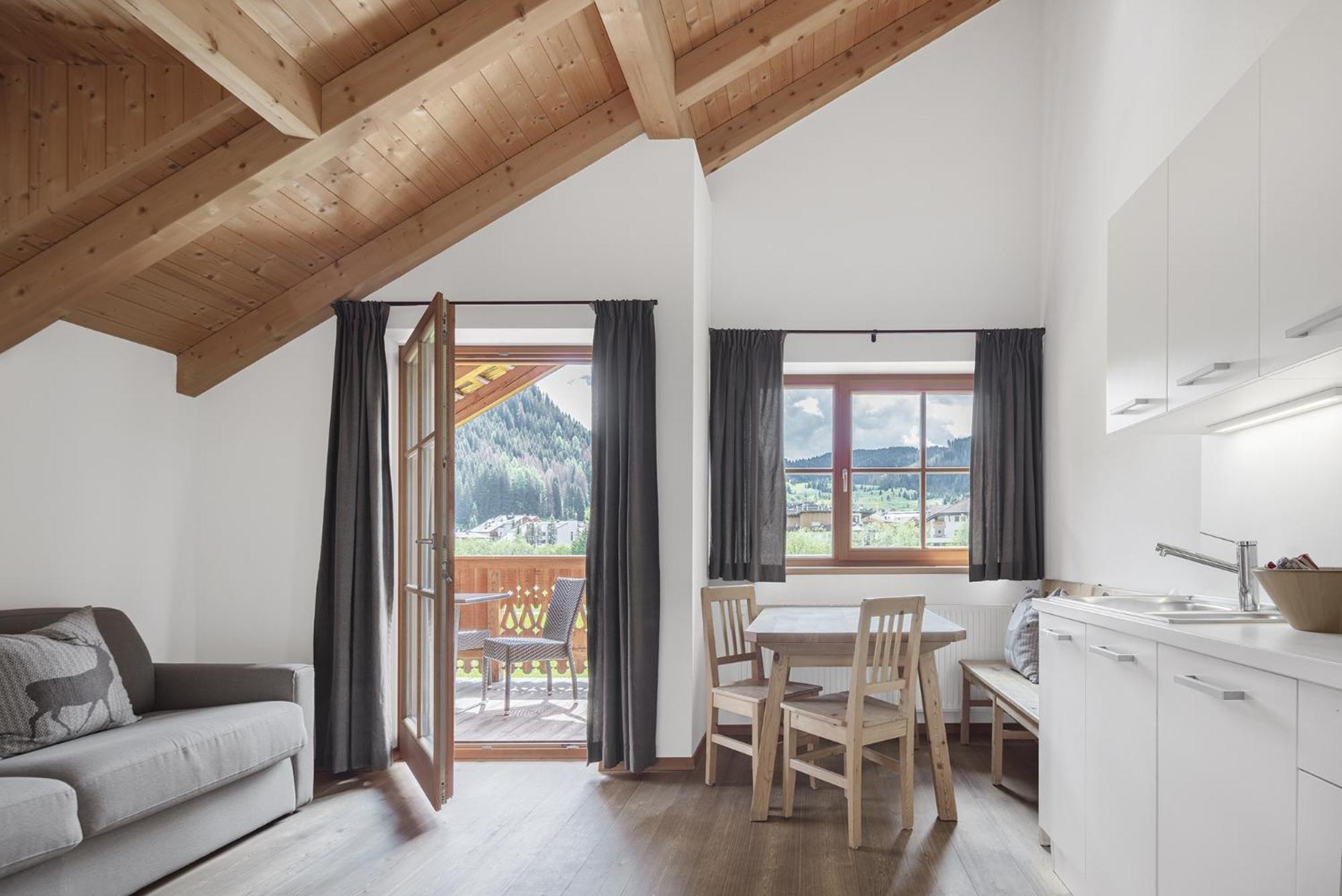 Chalet Ciasa Tino & Sara - Belaval Apartments Corvara In Badia Exterior foto